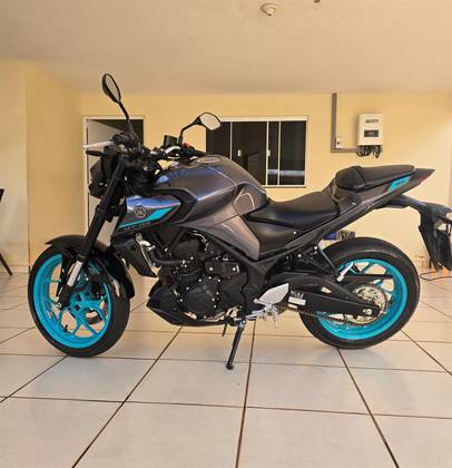 YAMAHA MT-03 ABS YAMAHA MT-03 ABS
